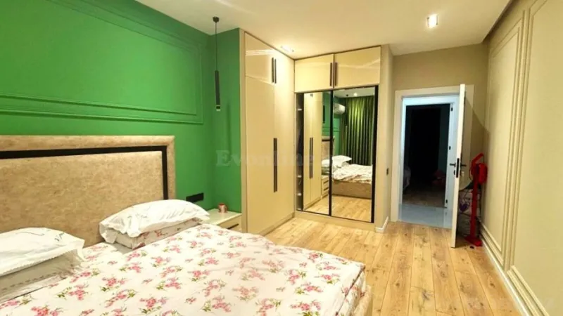 Satılır 5 otaqlı Mənzil Köhnə tikili 130 m² Yeni Yasamal - şəkil 7