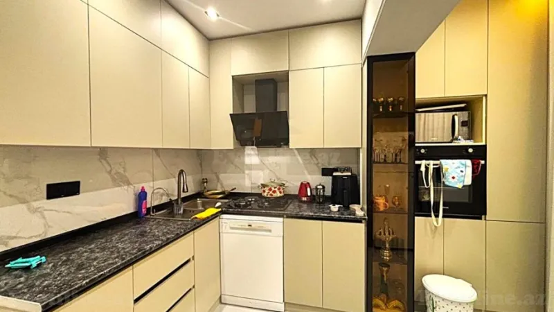 Satılır 5 otaqlı Mənzil Köhnə tikili 130 m² Yeni Yasamal - şəkil 10