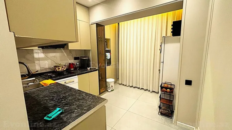 Satılır 5 otaqlı Mənzil Köhnə tikili 130 m² Yeni Yasamal - şəkil 11