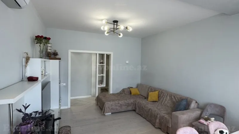 Satılır 3 otaqlı Mənzil Yeni tikili 82 m² Həzi Aslanov m. - şəkil 3