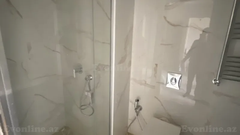 Satılır 3 otaqlı Mənzil Yeni tikili 71.2 m² Yasamal r. - şəkil 7