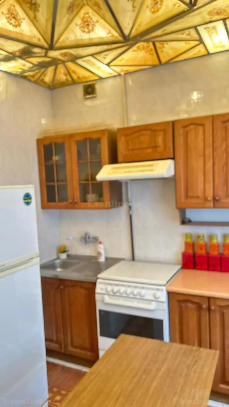 Satılır 3 otaqlı Mənzil Köhnə tikili 90 m² Nəriman Nərimanov m. - şəkil 4