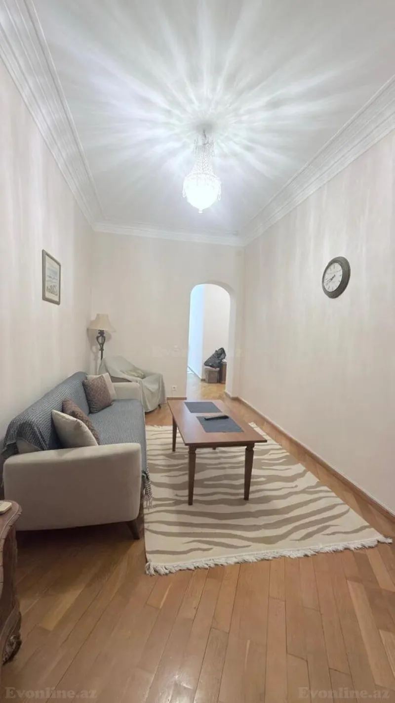 Kirayə verilir 2 otaqlı Mənzil Köhnə tikili 65 m² İçərişəhər m. - şəkil 12