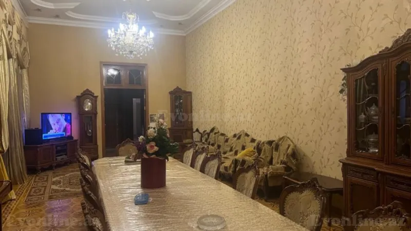 Satılır 9 otaqlı Mənzil Köhnə tikili 350 m² Sahil m. - şəkil 5