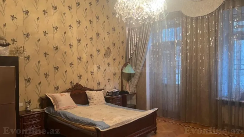 Satılır 9 otaqlı Mənzil Köhnə tikili 350 m² Sahil m. - şəkil 8