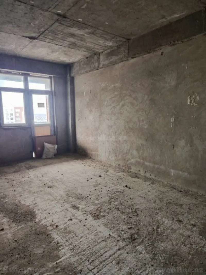 Satılır 2 otaqlı Mənzil Yeni tikili 77 m² 8 Noyabr m. - şəkil 2