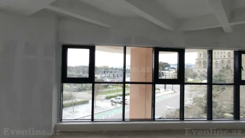 Kirayə verilir Ofis 560 m² 28 May m. - şəkil 6