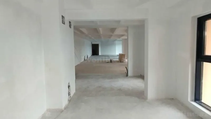 Kirayə verilir Ofis 560 m² 28 May m. - şəkil 7