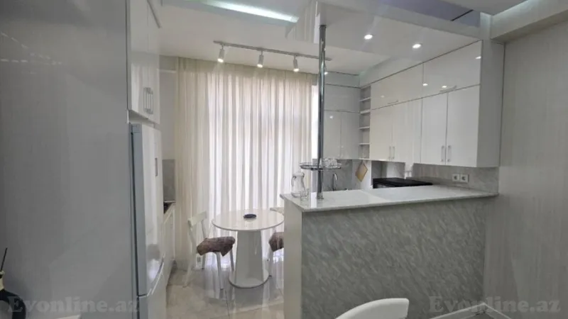 Satılır 2 otaqlı Mənzil Yeni tikili 60 m² 7-ci mikrorayon - şəkil 4