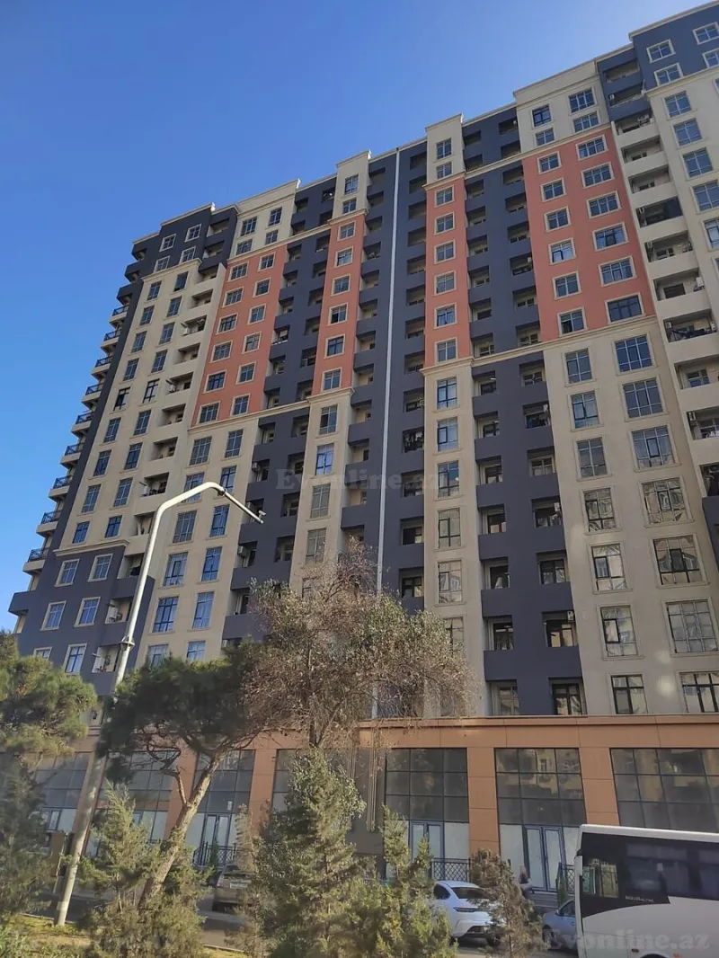 Satılır 3 otaqlı Mənzil Yeni tikili 87 m² Qara Qarayev m. - şəkil 2