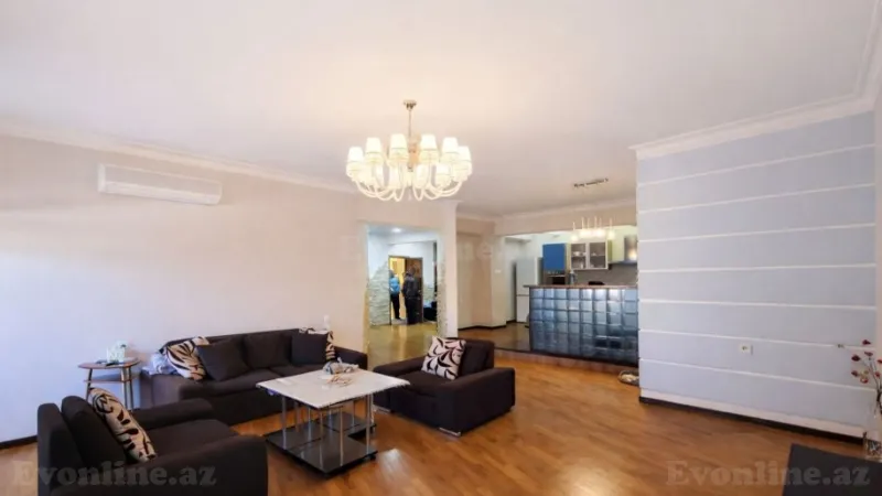 Satılır 3 otaqlı Mənzil Yeni tikili 157 m² Elmlər Akademiyası m.