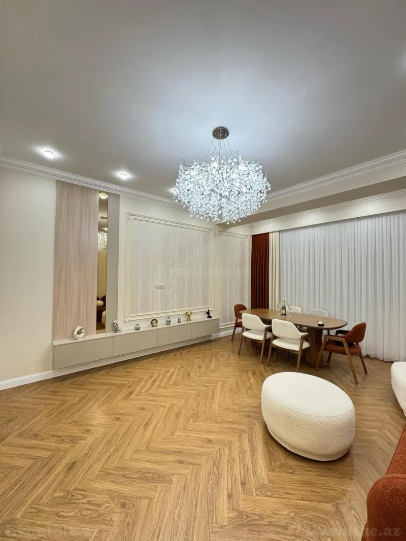 Satılır 3 otaqlı Mənzil Yeni tikili 130 m² Bakmil m. - şəkil 3