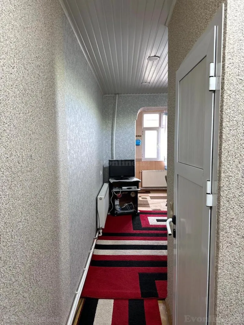 Kirayə verilir 2 otaqlı Mənzil Köhnə tikili 50 m² Yasamal r. - şəkil 3