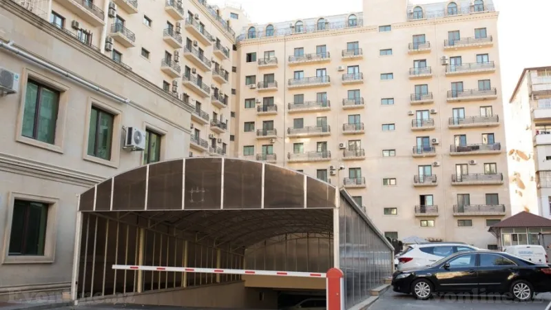 Satılır 6 otaqlı Mənzil Yeni tikili 280.5 m² Nizami m. - şəkil 9