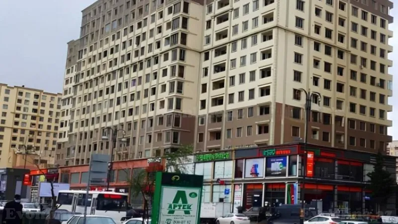 Satılır 3 otaqlı Mənzil Yeni tikili 133 m² İnşaatçılar m.
