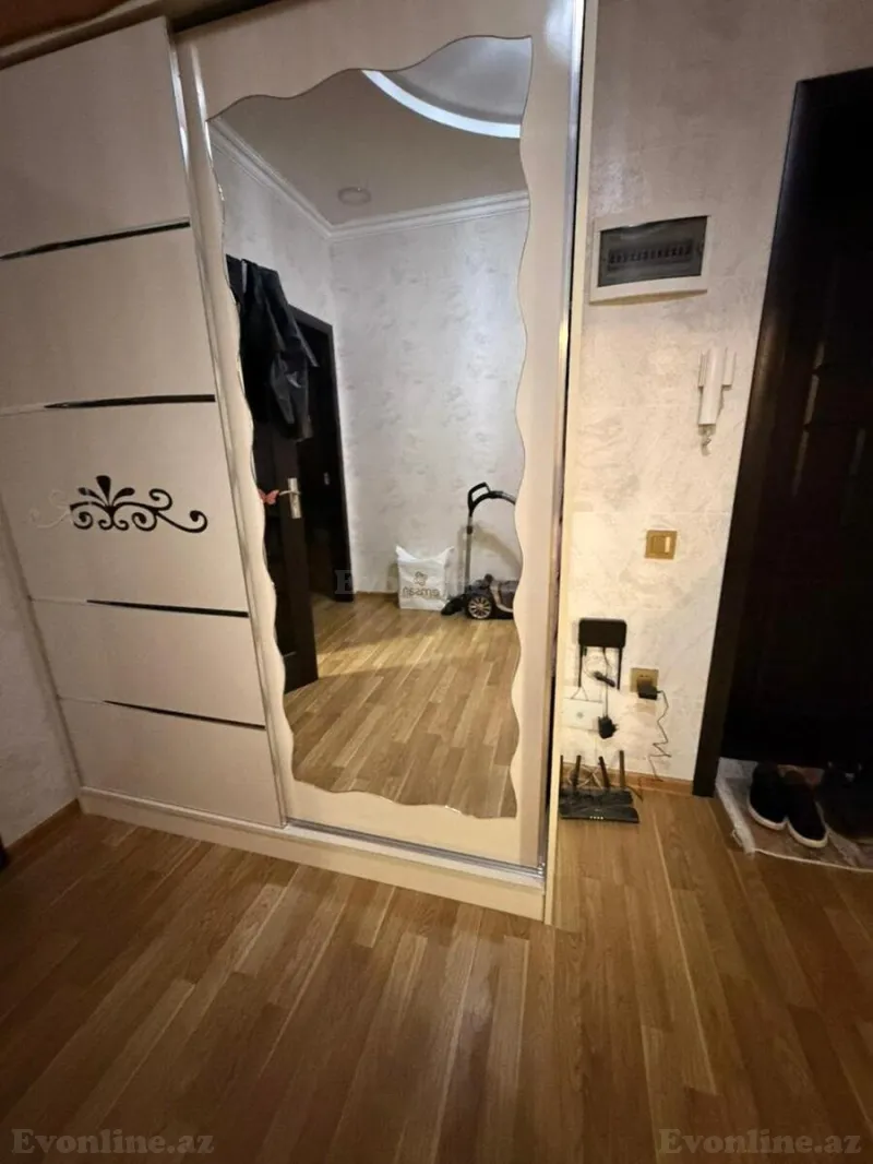 Satılır 3 otaqlı Mənzil Yeni tikili 80 m² Yasamal r. - şəkil 2