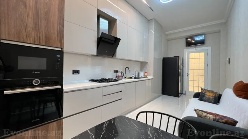Kirayə verilir 3 otaqlı Mənzil Yeni tikili 170 m² 28 May m. - şəkil 10