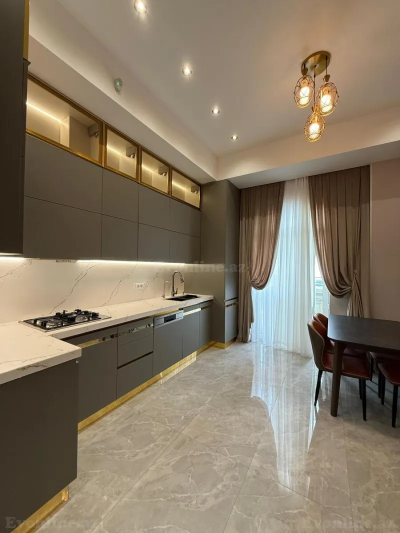 Kirayə verilir 3 otaqlı Mənzil Yeni tikili 160 m² Xətai r. - şəkil 16