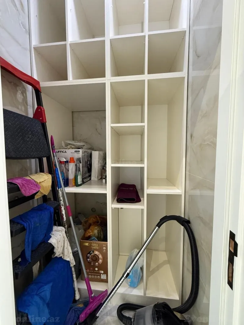 Kirayə verilir 3 otaqlı Mənzil Yeni tikili 160 m² Xətai r. - şəkil 27