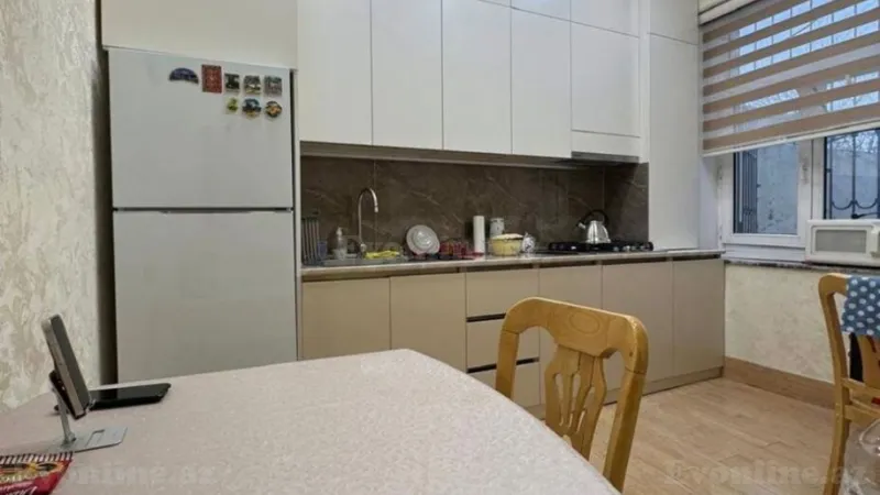 Satılır 3 otaqlı Mənzil Köhnə tikili 75 m² İçərişəhər m. - şəkil 9