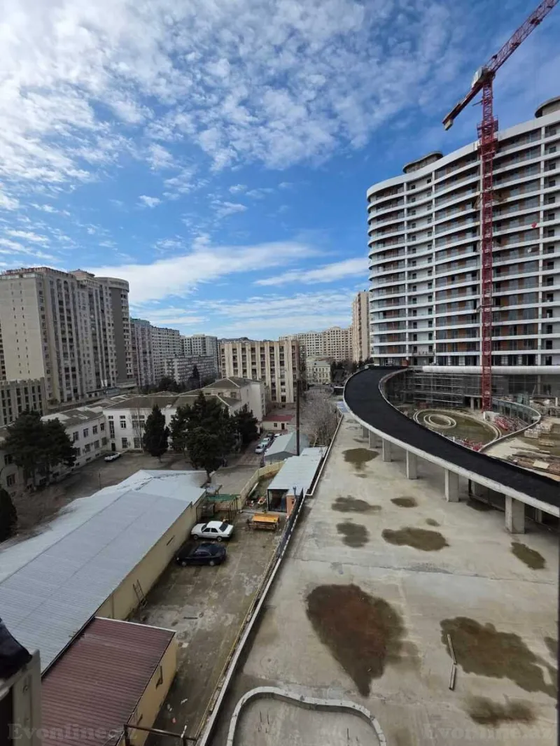 Kirayə verilir 2 otaqlı Mənzil Köhnə tikili 60 m² Gənclik m.