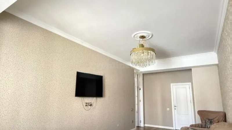 Satılır 4 otaqlı Mənzil Yeni tikili 160 m² 28 May m. - şəkil 3