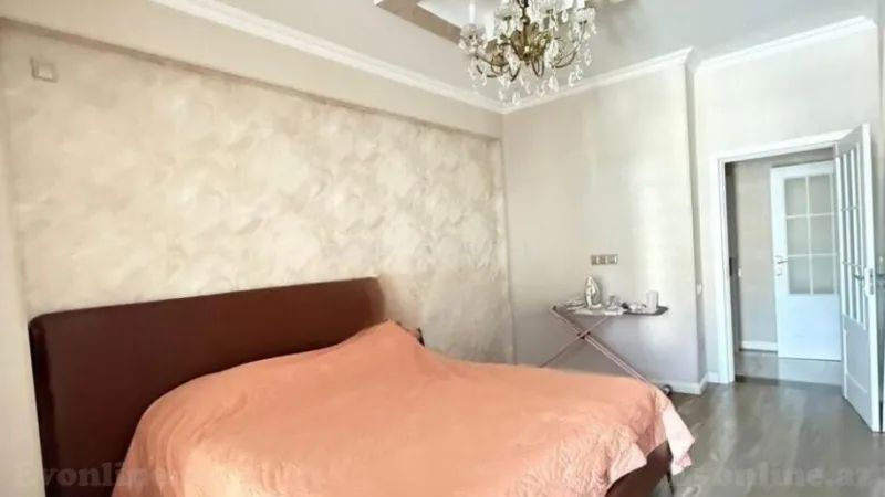 Satılır 4 otaqlı Mənzil Yeni tikili 160 m² 28 May m. - şəkil 5