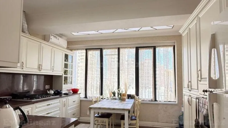 Satılır 4 otaqlı Mənzil Yeni tikili 160 m² 28 May m. - şəkil 11