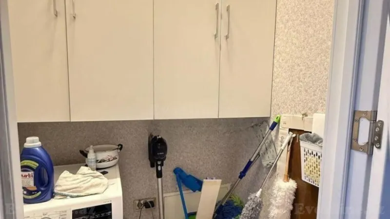 Satılır 4 otaqlı Mənzil Yeni tikili 160 m² 28 May m. - şəkil 16