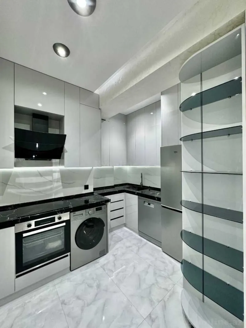 Kirayə verilir 2 otaqlı Mənzil Yeni tikili 70 m² Xətai m. - şəkil 3