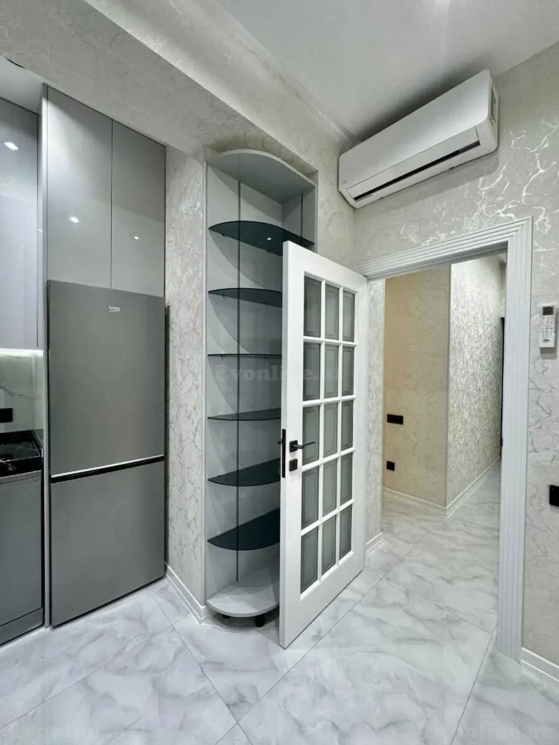 Kirayə verilir 2 otaqlı Mənzil Yeni tikili 70 m² Xətai m. - şəkil 14