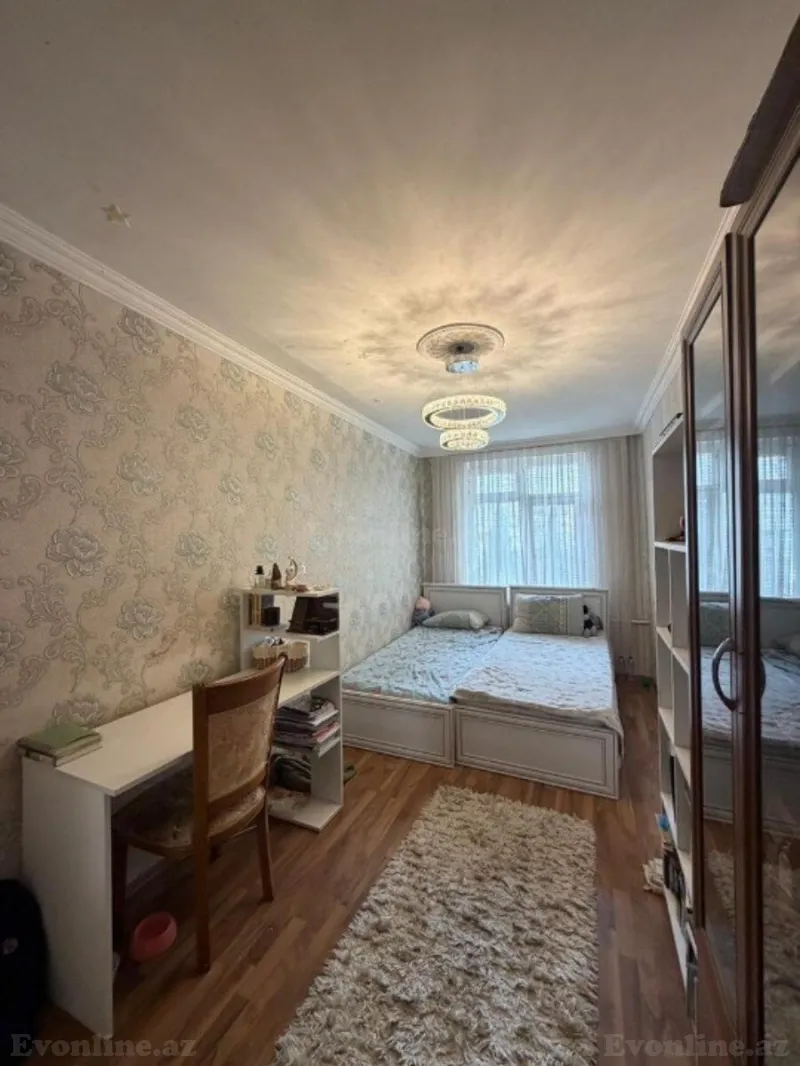 Satılır 3 otaqlı Mənzil Köhnə tikili 70 m² Yasamal - şəkil 4