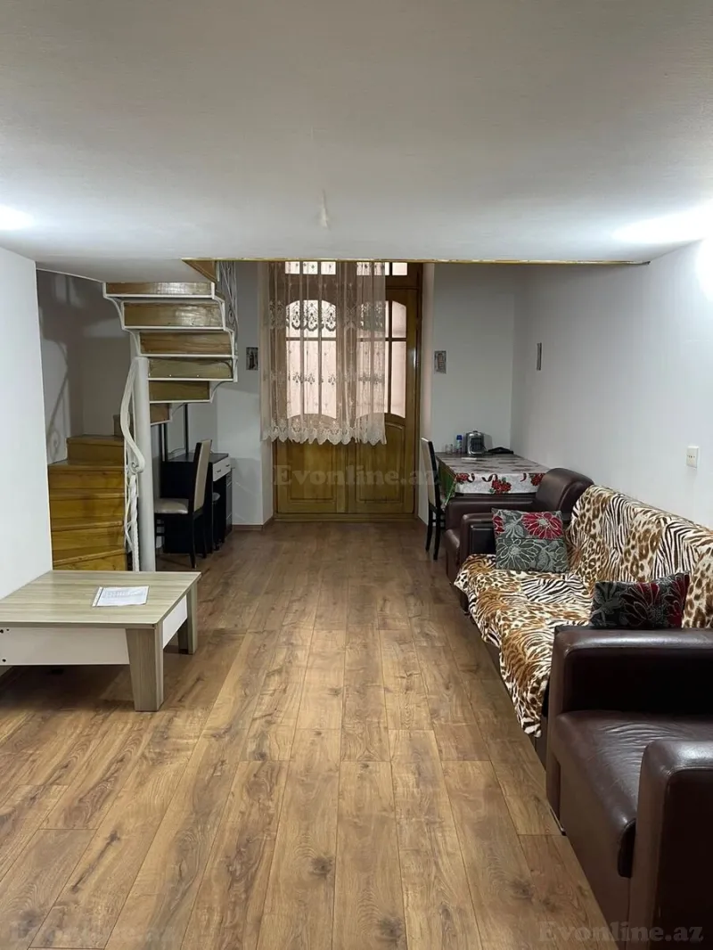 Kirayə verilir 2 otaqlı Mənzil Köhnə tikili 50 m² Nəsimi r.