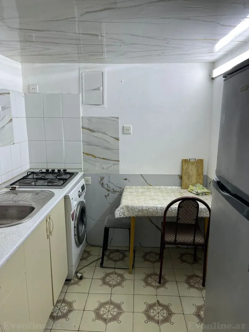 Kirayə verilir 2 otaqlı Mənzil Köhnə tikili 50 m² Nəsimi r. - şəkil 5