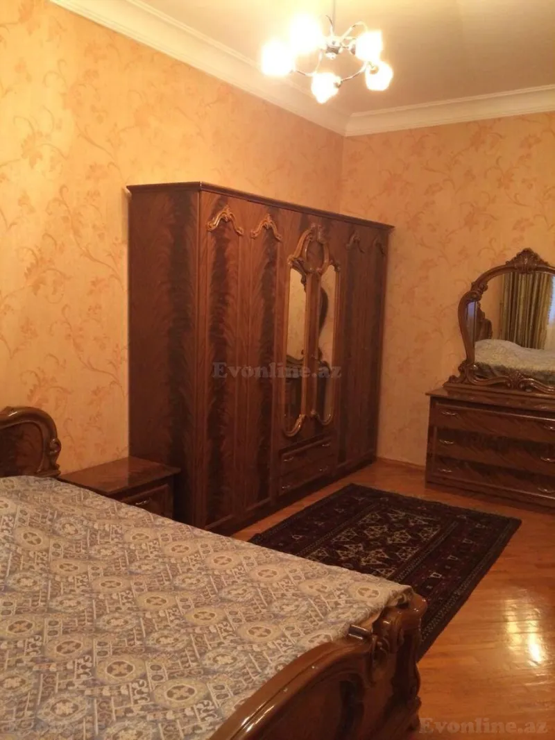 Kirayə verilir 4 otaqlı Mənzil Yeni tikili 200 m² Nizami m. - şəkil 9