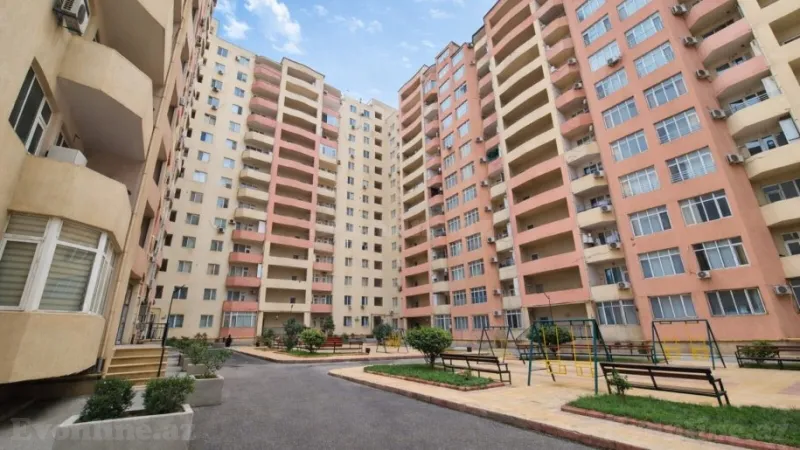 Bakı, Nəsimi r., 8 Noyabr m.da 3 otaqlı mənzil satılır