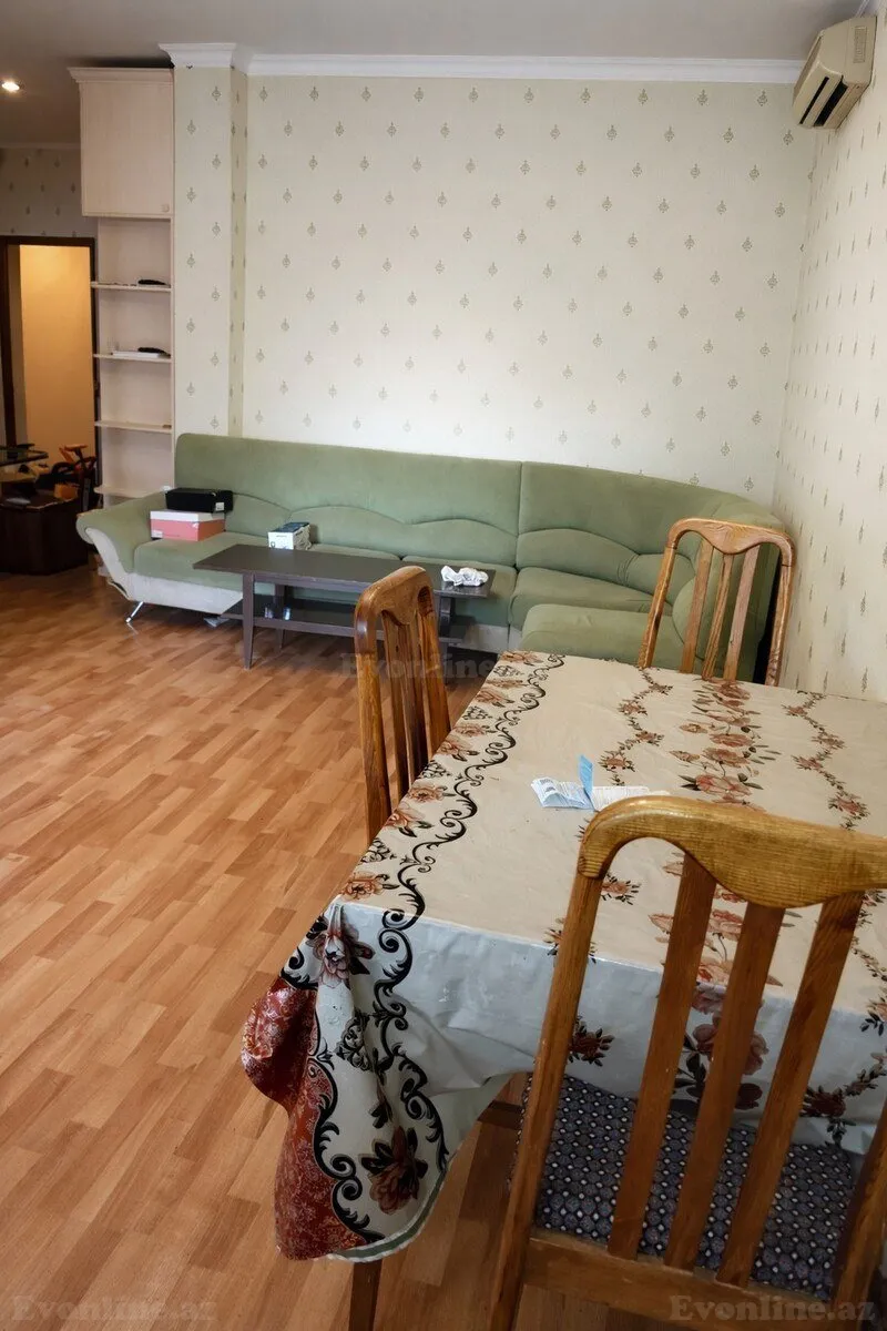 Satılır 3 otaqlı Mənzil Yeni tikili 76 m² 8 Noyabr m. - şəkil 3