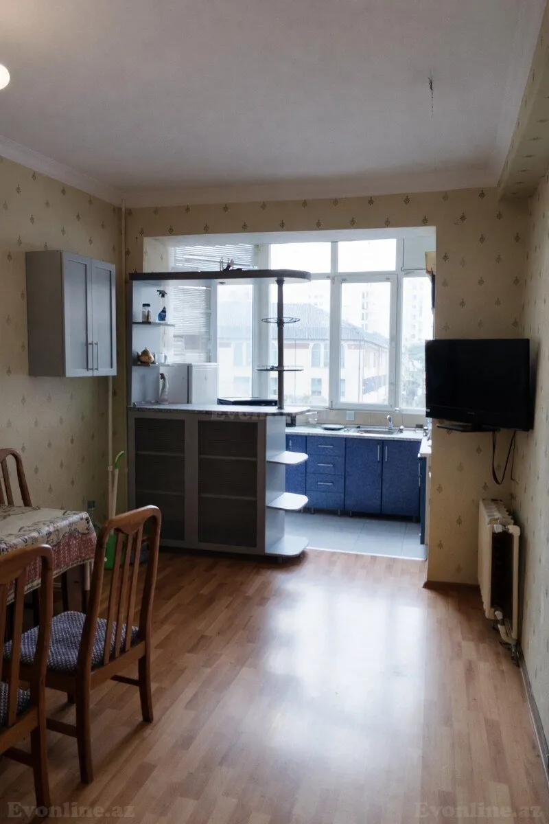 Satılır 3 otaqlı Mənzil Yeni tikili 76 m² 8 Noyabr m. - şəkil 6