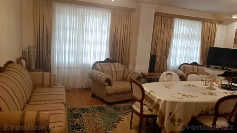 Satılır 5 otaqlı Mənzil Köhnə tikili 145 m² 8-ci mikrorayon - şəkil 6