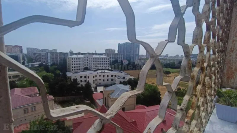 Satılır 5 otaqlı Mənzil Köhnə tikili 145 m² 8-ci mikrorayon - şəkil 10