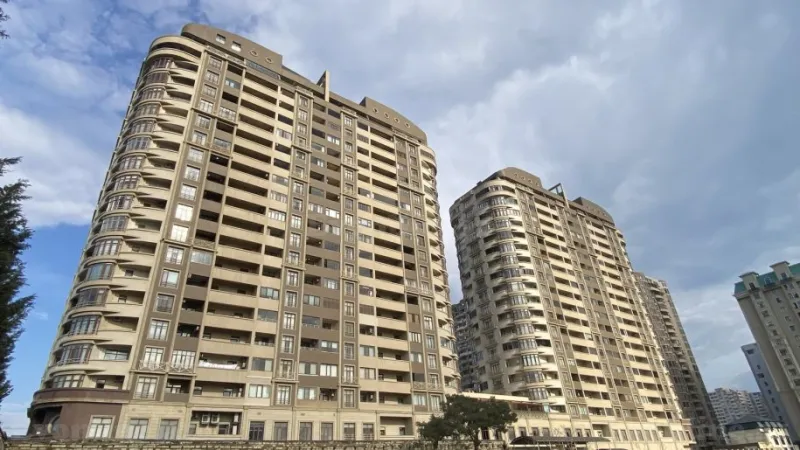Satılır 3 otaqlı Mənzil Yeni tikili 165 m² Xətai m.