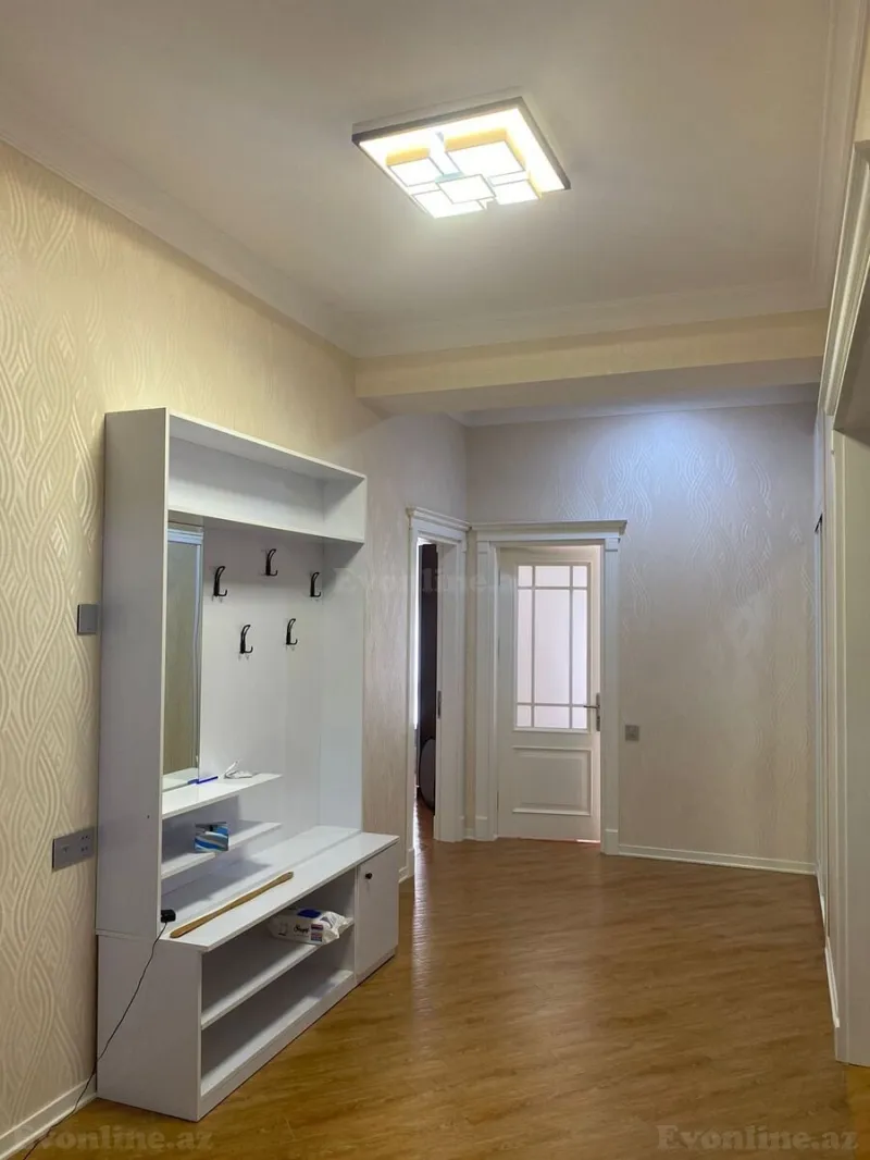 Kirayə verilir 3 otaqlı Mənzil Yeni tikili 155 m² Xətai m. - şəkil 9