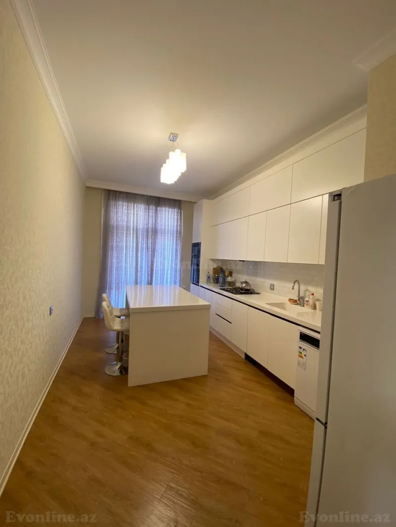 Kirayə verilir 3 otaqlı Mənzil Yeni tikili 155 m² Xətai m. - şəkil 12