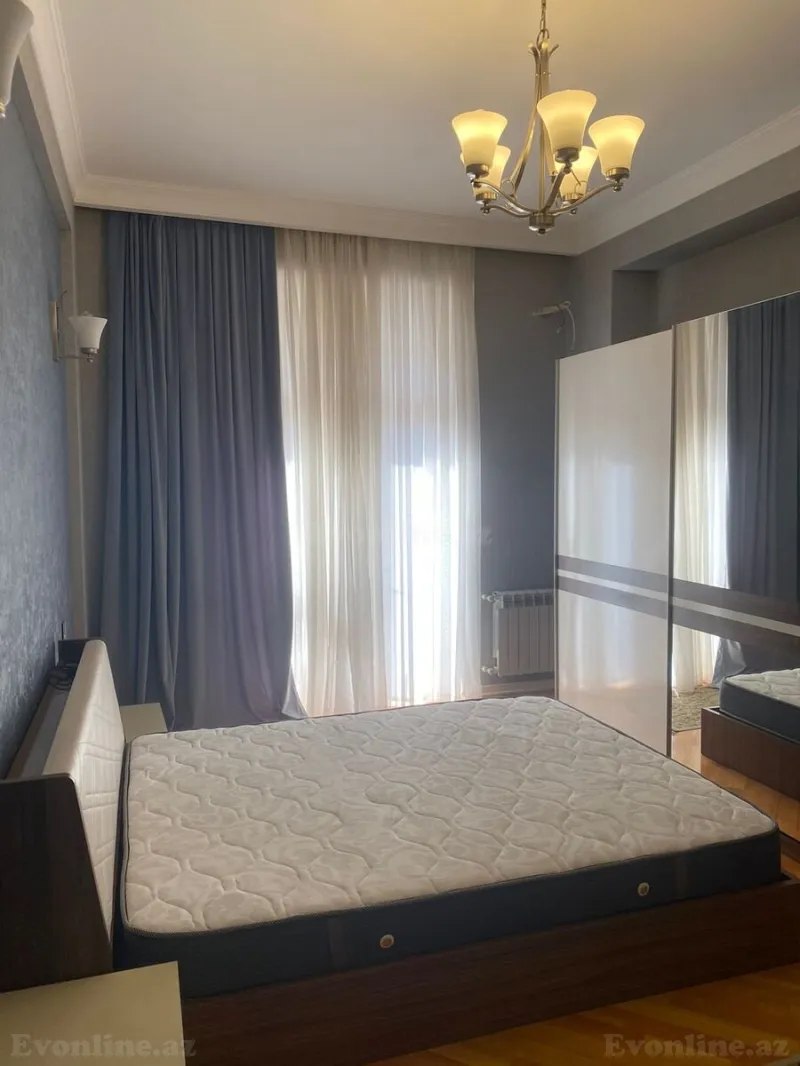 Kirayə verilir 3 otaqlı Mənzil Yeni tikili 155 m² Xətai m. - şəkil 19