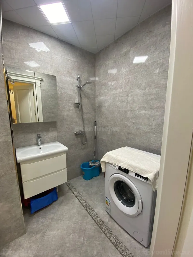 Kirayə verilir 3 otaqlı Mənzil Yeni tikili 155 m² Xətai m. - şəkil 24