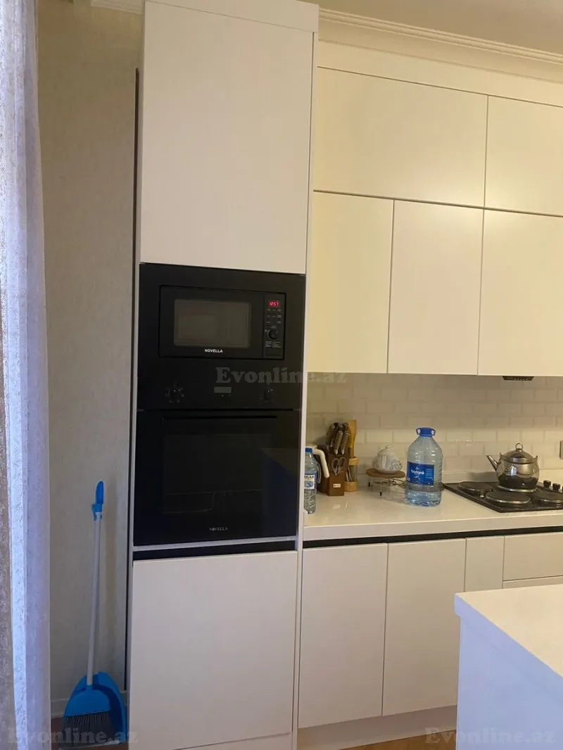 Kirayə verilir 3 otaqlı Mənzil Yeni tikili 155 m² Xətai m. - şəkil 28