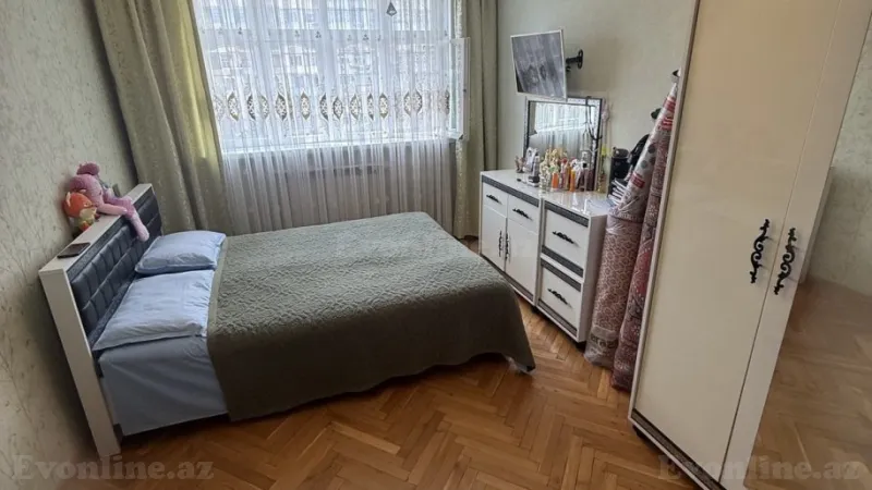 Satılır 3 otaqlı Mənzil Köhnə tikili 80 m² Yeni Yasamal - şəkil 5