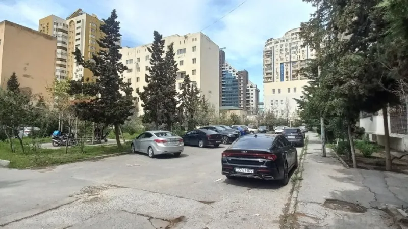 Satılır 4 otaqlı Mənzil Yeni tikili 120 m² Xətai m. - şəkil 14