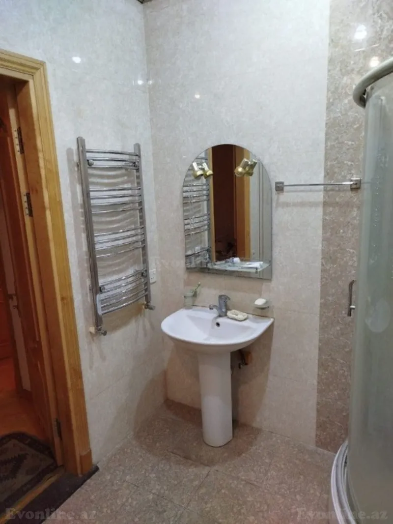 Satılır 3 otaqlı Mənzil Yeni tikili 137 m² Sahil m. - şəkil 10