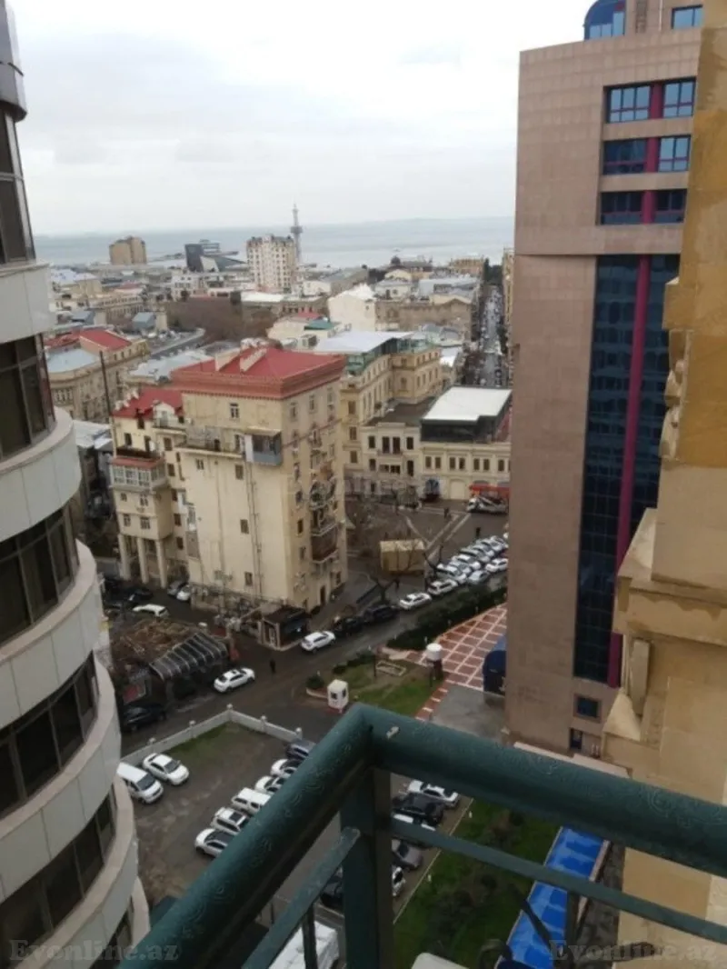 Satılır 3 otaqlı Mənzil Yeni tikili 137 m² Sahil m. - şəkil 16